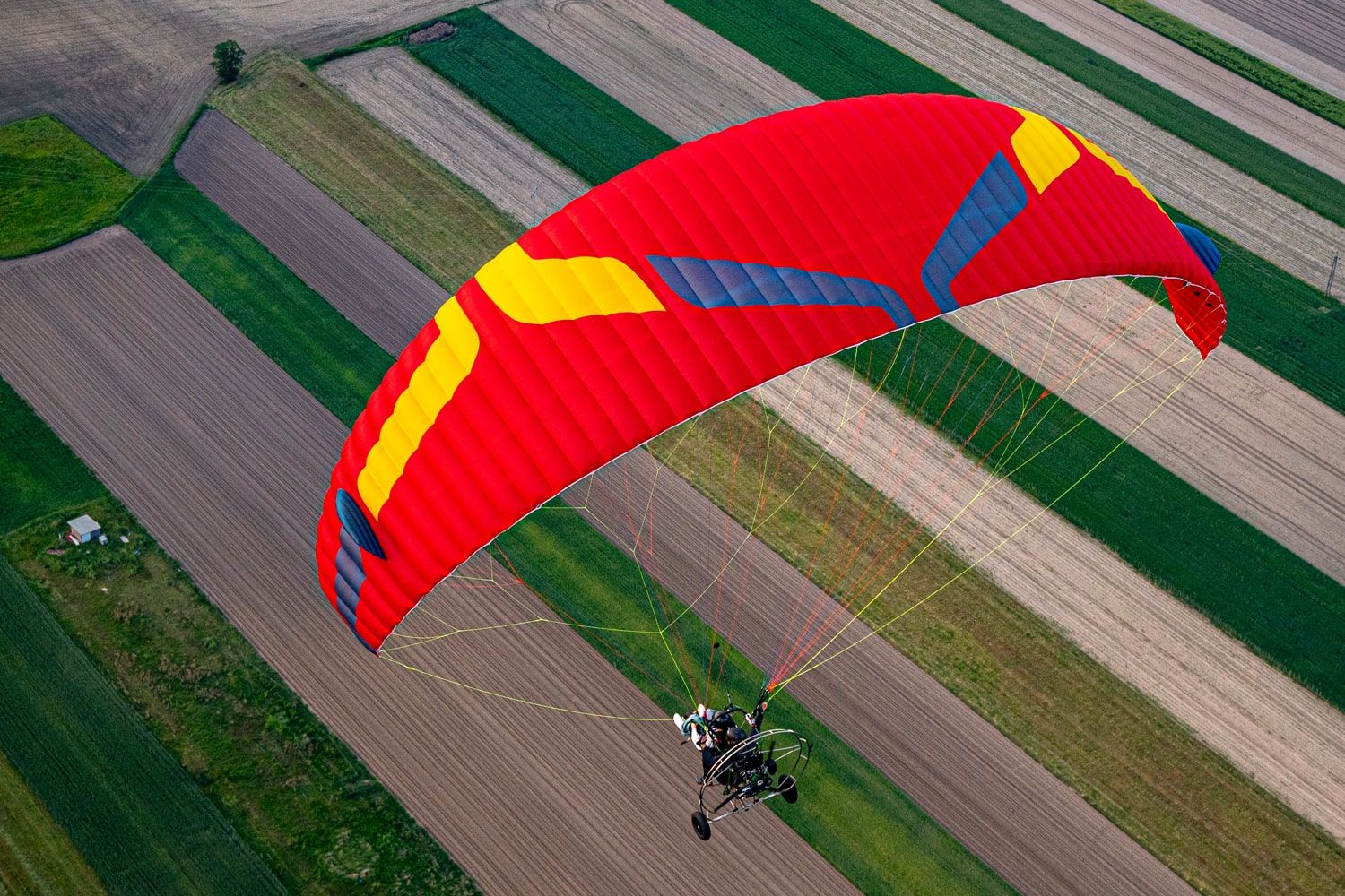 MagMAXX Ozone Tandem Paramotoring Wing Trike